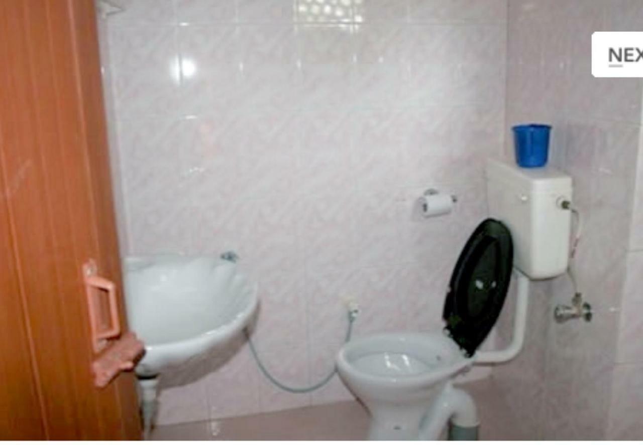 Anandan Tourist Home Varkala Bagian luar foto
