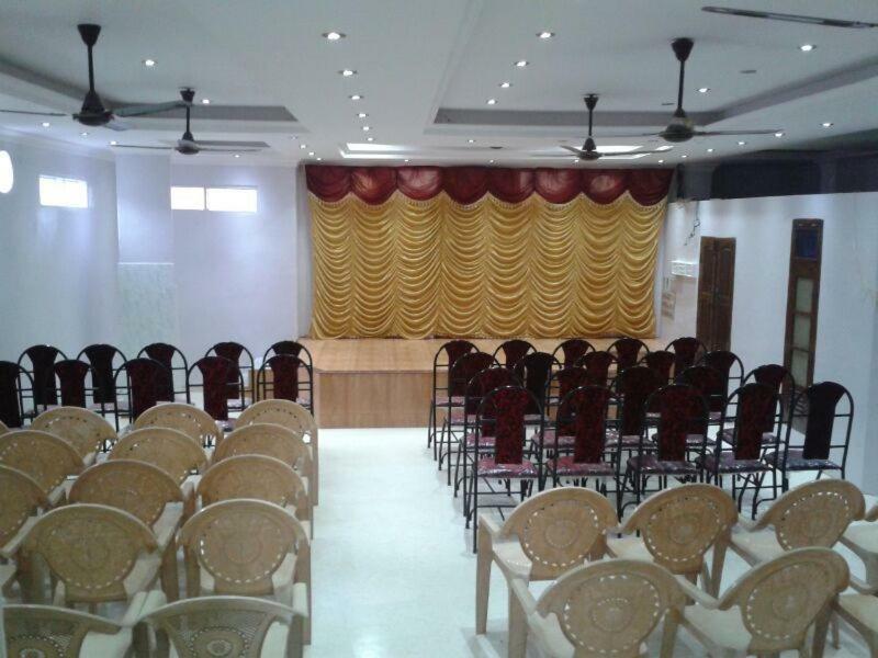Anandan Tourist Home Varkala Bagian luar foto