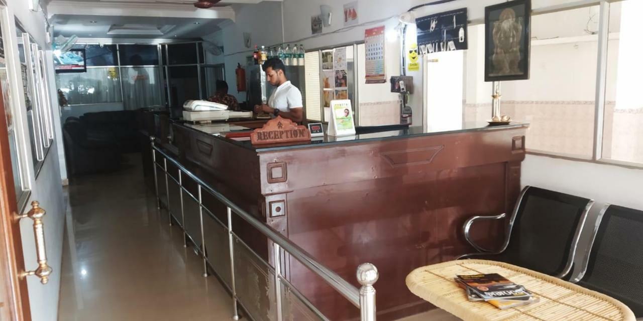 Anandan Tourist Home Varkala Bagian luar foto