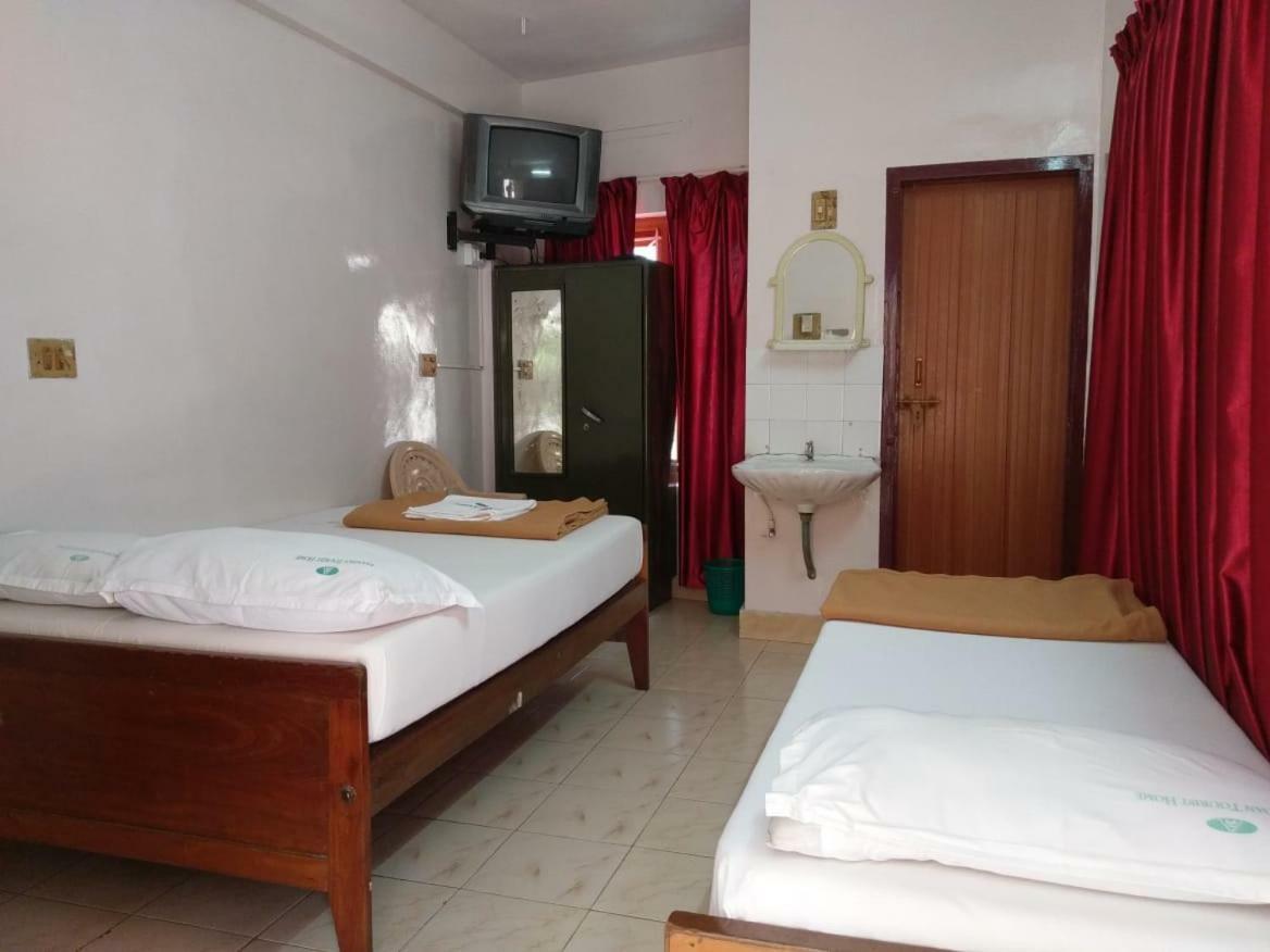 Anandan Tourist Home Varkala Bagian luar foto