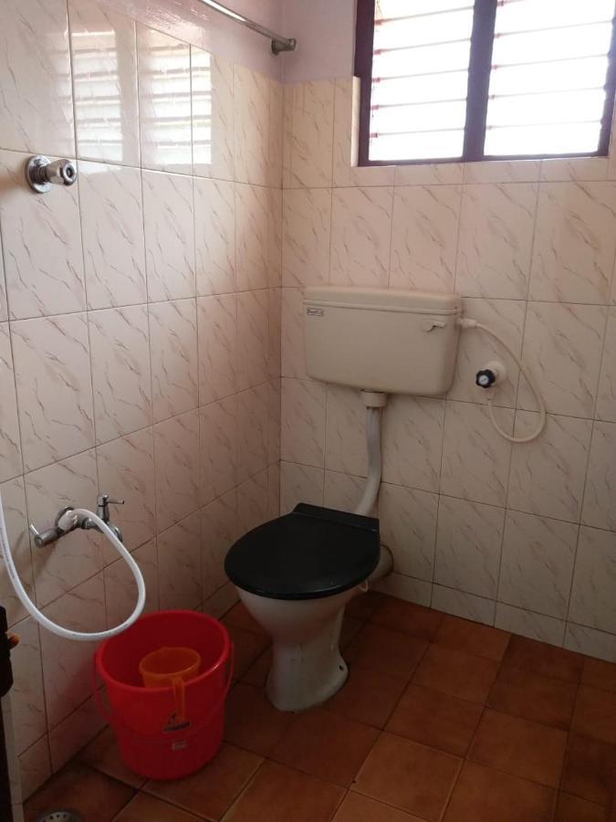Anandan Tourist Home Varkala Bagian luar foto